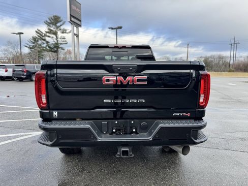 Used 2022 GMC Sierra 2500 AT4 w/ AT4 Premium Plus Package image 5