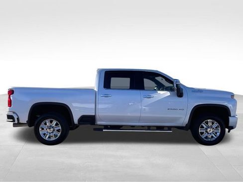 Used 2023 Chevrolet Silverado 2500 High Country image 4