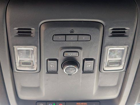Used 2021 Chevrolet Tahoe Premier RWD image 20