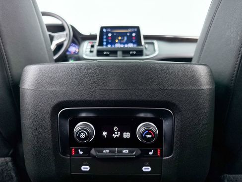 Used 2022 Chevrolet Tahoe Z71 w/ Luxury Package image 33