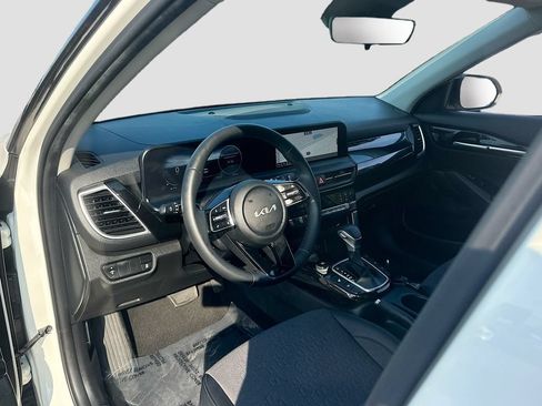 Certified 2024 Kia Seltos X-Line AWD/4WD image 9