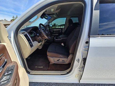 Used 2019 RAM 1500 Big Horn AWD/4WD image 17