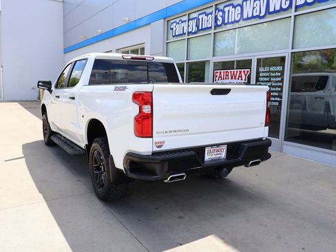 Used 2019 Chevrolet Silverado 1500 LT Trail Boss AWD/4WD image 8