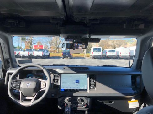 New 2025 Ford Bronco Badlands AWD/4WD image 19