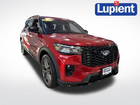 New 2026 Ford Explorer ST-Line w/ ST-Line Street Pack AWD/4WD image 1