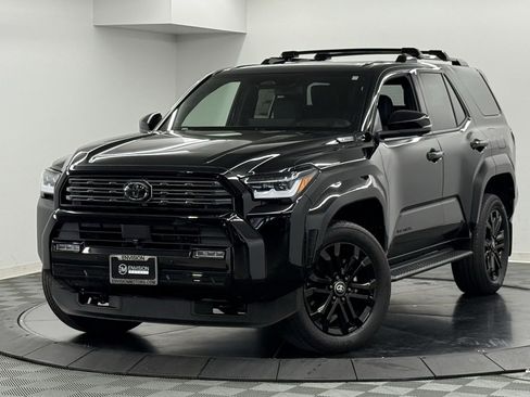 New 2025 Toyota 4Runner 4WD image 2