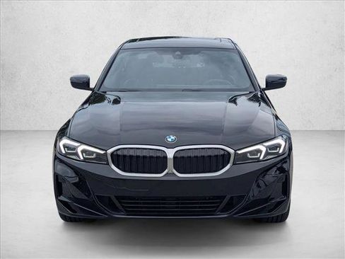Certified 2025 BMW 330i Sedan w/ Convenience Package RWD image 2
