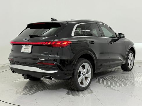 New 2025 Audi Q5 Premium Plus image 9