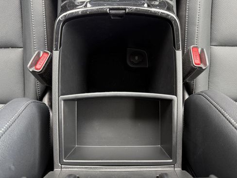 Used 2025 Kia Telluride EX w/ EX Captain's Chair Package AWD/4WD image 48