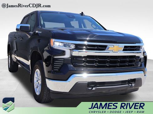 Used 2025 Chevrolet Silverado 1500 LT AWD/4WD image 6