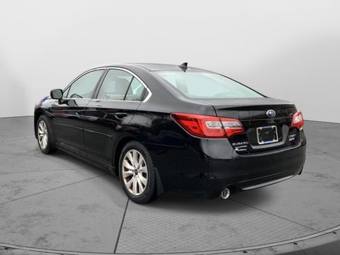 Used 2017 Subaru Legacy 2.5i Premium image 5