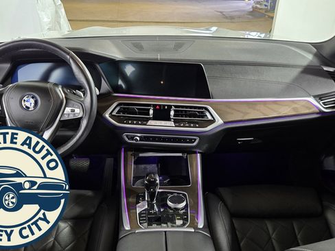 Used 2023 BMW X5 xDrive45e w/ Climate Comfort Package image 27