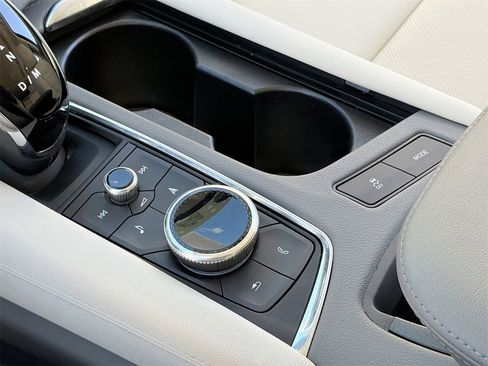 Certified 2023 Cadillac XT5 Premium Luxury image 32