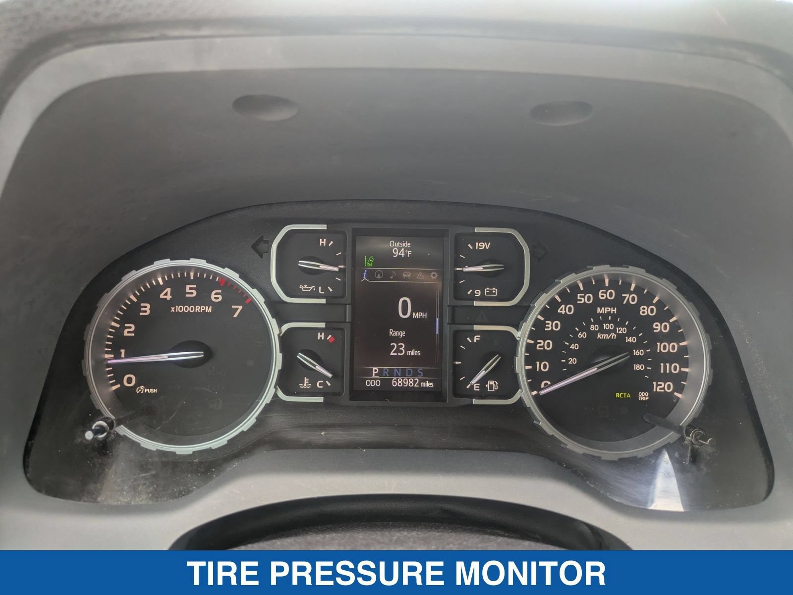 Used 2020 Toyota Tundra Platinum AWD/4WD image 19