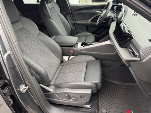 New 2025 Audi SQ5 Premium Plus image 28