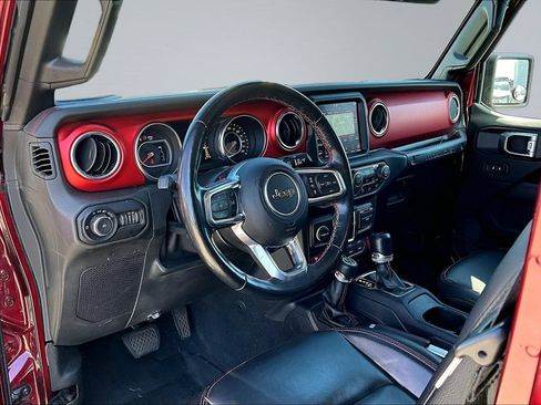 Used 2021 Jeep Wrangler Unlimited Rubicon AWD/4WD image 4
