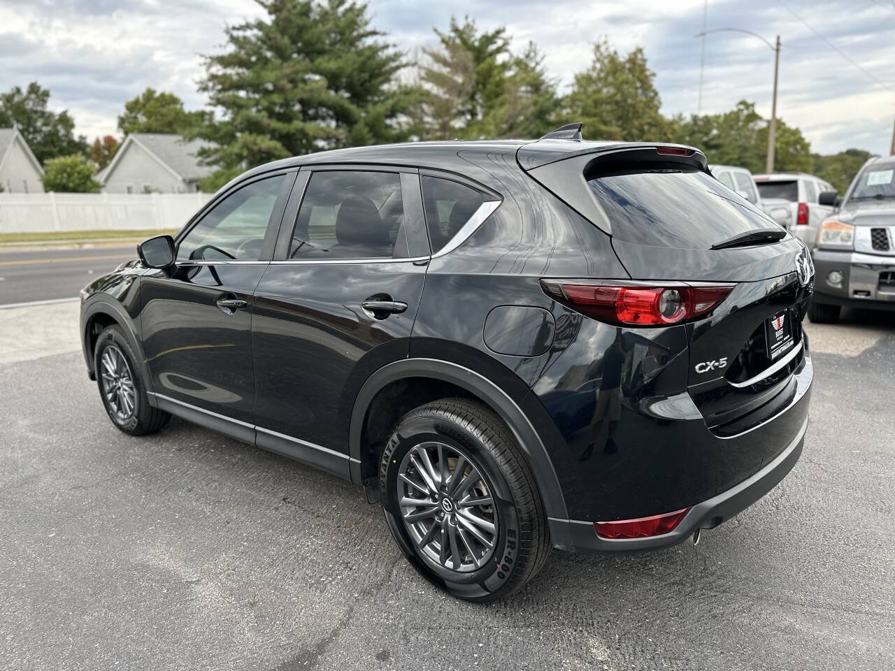 Used 2020 MAZDA CX-5 Touring FWD image 5