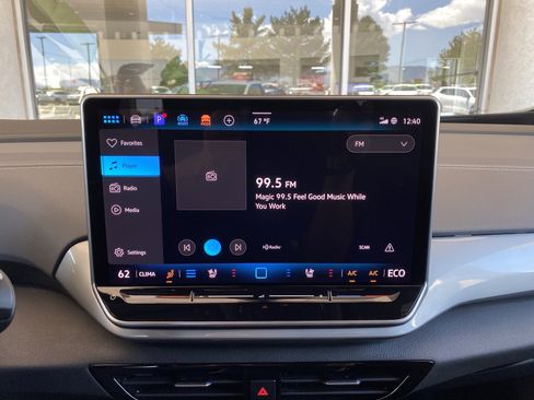 Used 2024 Volkswagen ID.4 Pro S AWD/4WD image 27