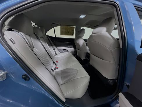 Used 2023 Toyota Camry SE FWD image 33