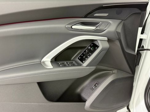 New 2025 Audi Q5 Premium Plus image 14