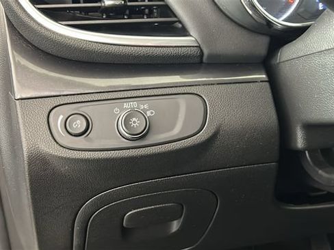 Used 2022 Buick Encore Preferred w/ Safety Package AWD/4WD image 19