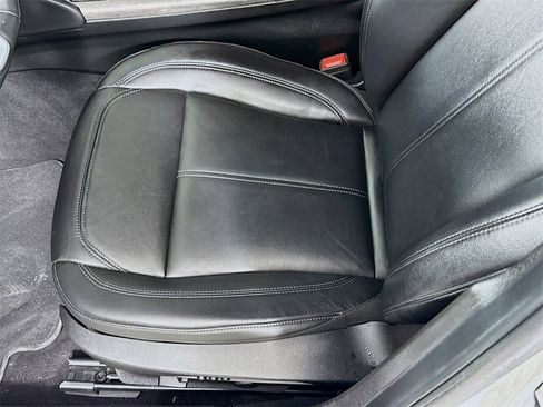 Used 2022 Alfa Romeo Giulia Ti image 21