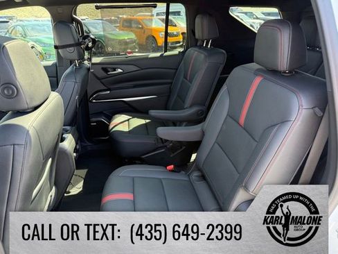 Used 2024 Chevrolet Traverse RS w/ LPO, Floor Liner Package image 29