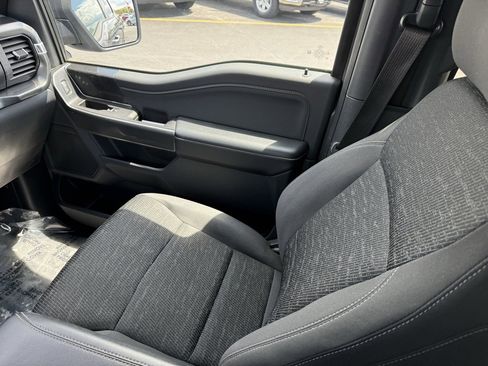 Used 2022 Ford F150 XLT w/ Equipment Group 302A High image 19