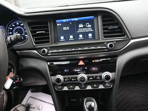 Used 2020 Hyundai Elantra SEL w/ Cargo Package (C1) image 10