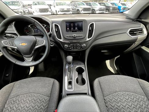 Certified 2024 Chevrolet Equinox LT image 12