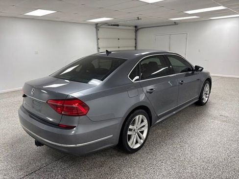 Used 2016 Volkswagen Passat 1.8T SEL Premium image 7