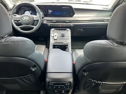 Used 2024 Hyundai Palisade Limited AWD/4WD image 26