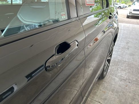 Used 2025 Ford Explorer ST-Line image 14