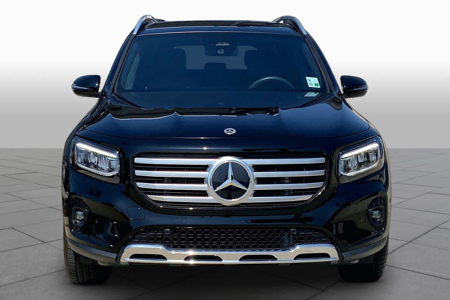 Used 2024 Mercedes-Benz GLB 250 image 4
