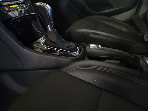 Used 2019 Buick Encore Preferred image 26