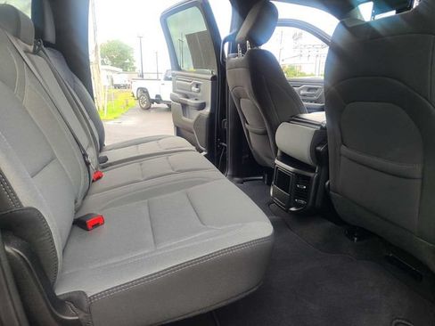 Used 2022 RAM 1500 Big Horn AWD/4WD image 22