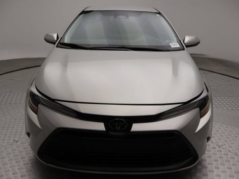 Certified 2024 Toyota Corolla LE FWD image 5