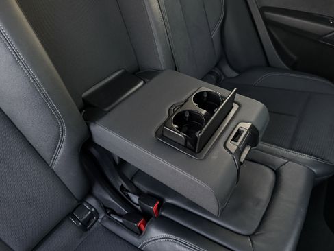 Used 2022 Audi SQ5 Premium w/ Convenience Package image 33