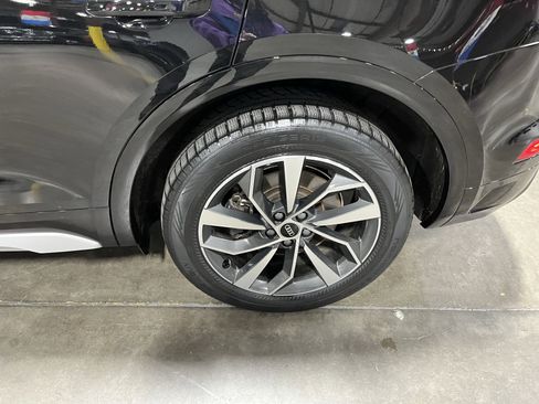 Used 2021 Audi Q5 2.0T Premium w/ Convenience Package image 26