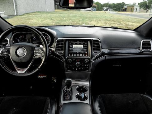 Used 2017 Jeep Grand Cherokee Trailhawk w/ Trailhawk Luxury Group AWD/4WD image 19