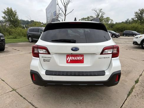 Used 2019 Subaru Outback 2.5i Limited AWD/4WD image 7