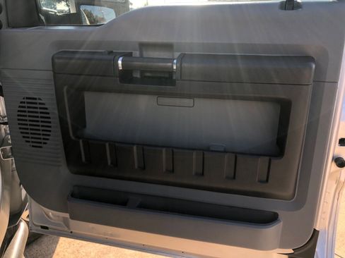 Used 2013 Ford F250 XL w/ PWR Equipment Group image 17