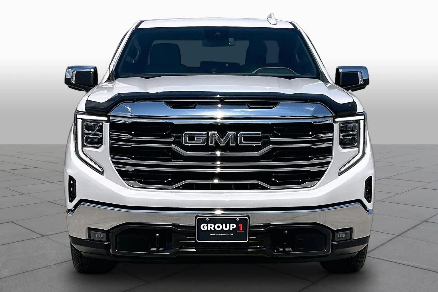 Used 2024 GMC Sierra 1500 SLT RWD image 4