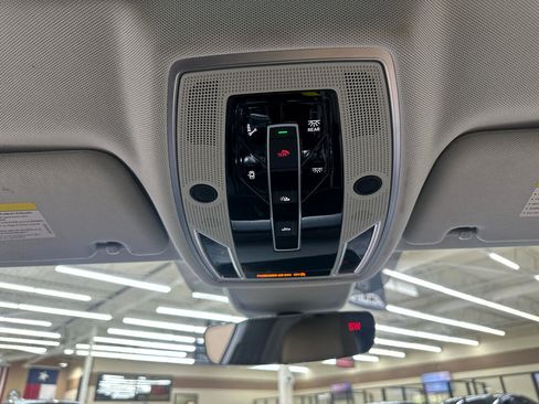 Used 2019 Audi A8 L 3.0T image 26