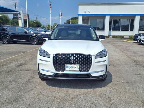 Used 2025 Lincoln Corsair Reserve FWD image 19