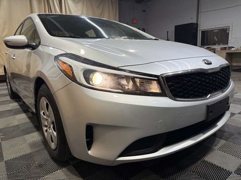 Used 2018 Kia Forte LX FWD image 6