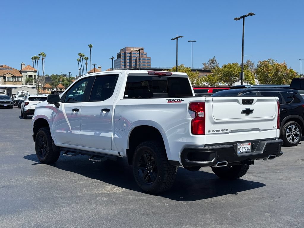 Used 2026 Chevrolet Silverado 1500 LT Trail Boss w/ LT Trail Boss Premium Package AWD/4WD image 9