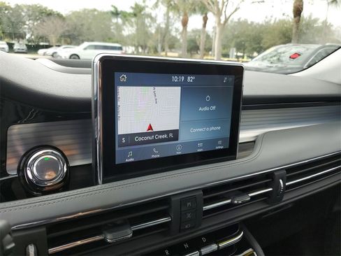 Certified 2020 Lincoln Corsair Standard w/ Convenience Package image 27