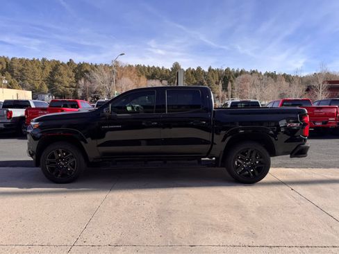 Used 2024 Chevrolet Colorado Z71 w/ Z71 Convenience Package 2 image 2