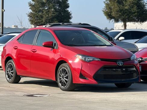 Used 2017 Toyota Corolla LE image 10